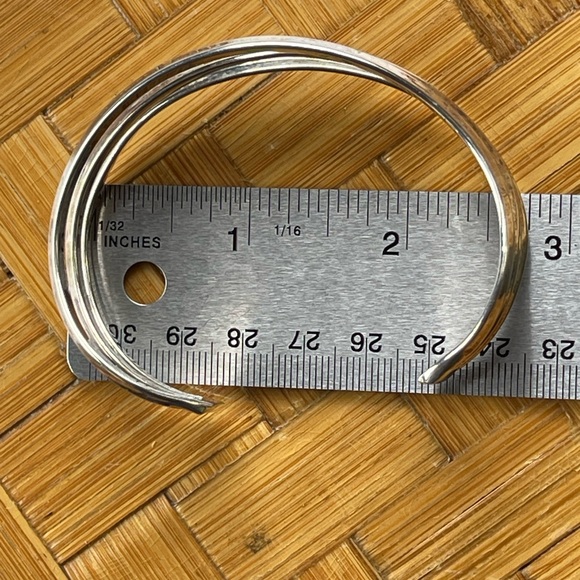 90s silver tone cuff bracelet trendy shiny! - Picture 3 of 5